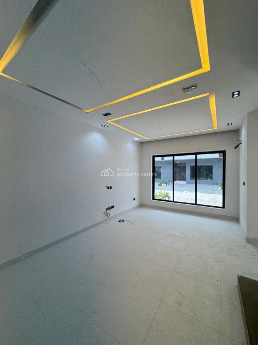 Aesthetically Pleasing 4-bedroom Terrace Duplex with Swimming Pool, Lekki Phase 1, Lekki, Lagos, Terraced Duplex for Sale