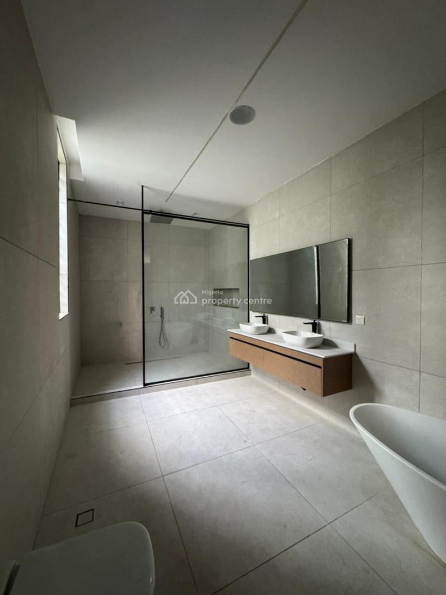 Gigantic 5 Bedroom Fully Detached Duplex with, Spacious Ensuite Rooms, Lekki Phase 1, Lekki, Lagos, Detached Duplex for Sale