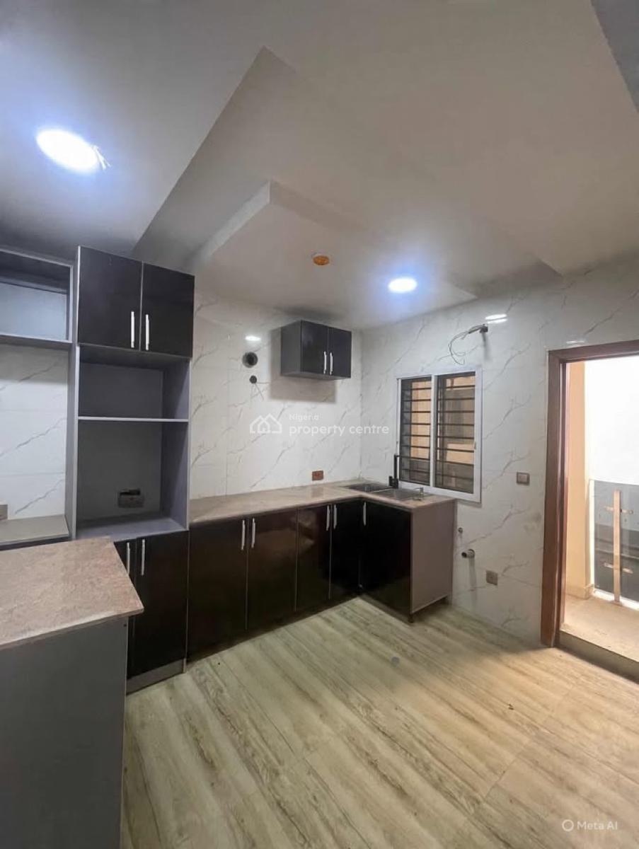 Lovely 2 Bedroom Apartment with Elevator and Gym, Lekki Phase 1, Lekki, Lagos, Detached Duplex for Rent