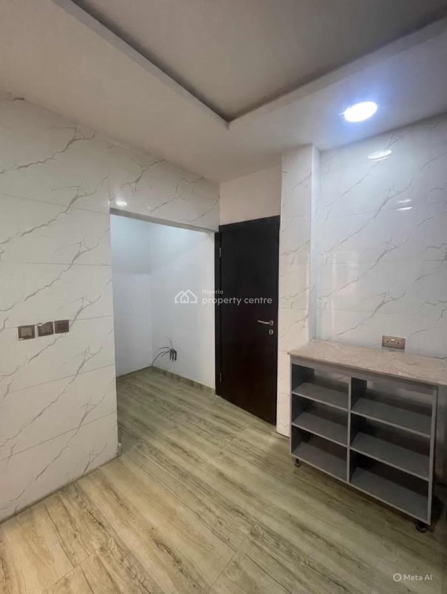 Lovely 2 Bedroom Apartment with Elevator and Gym, Lekki Phase 1, Lekki, Lagos, Detached Duplex for Rent