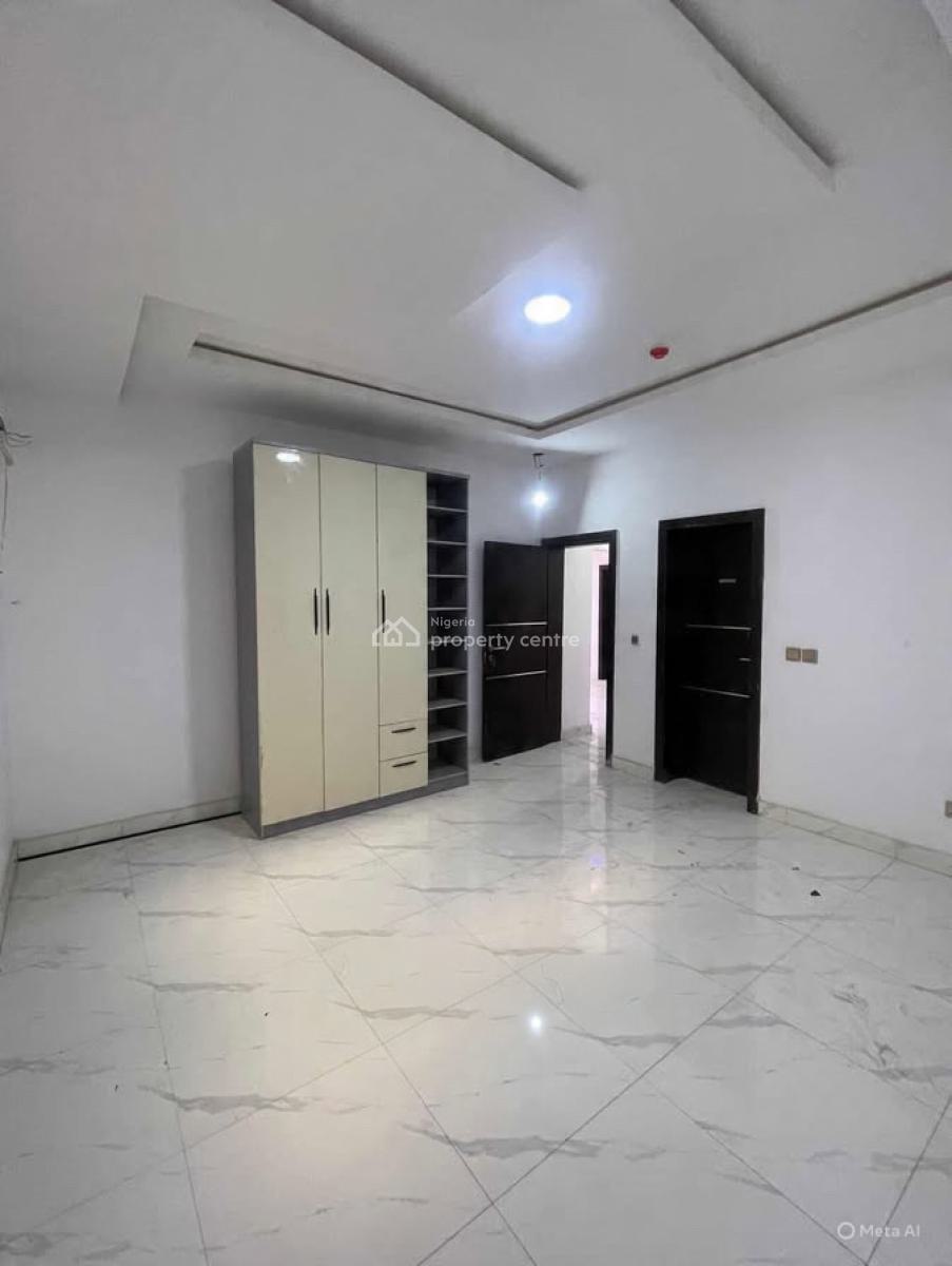 Lovely 2 Bedroom Apartment with Elevator and Gym, Lekki Phase 1, Lekki, Lagos, Detached Duplex for Rent