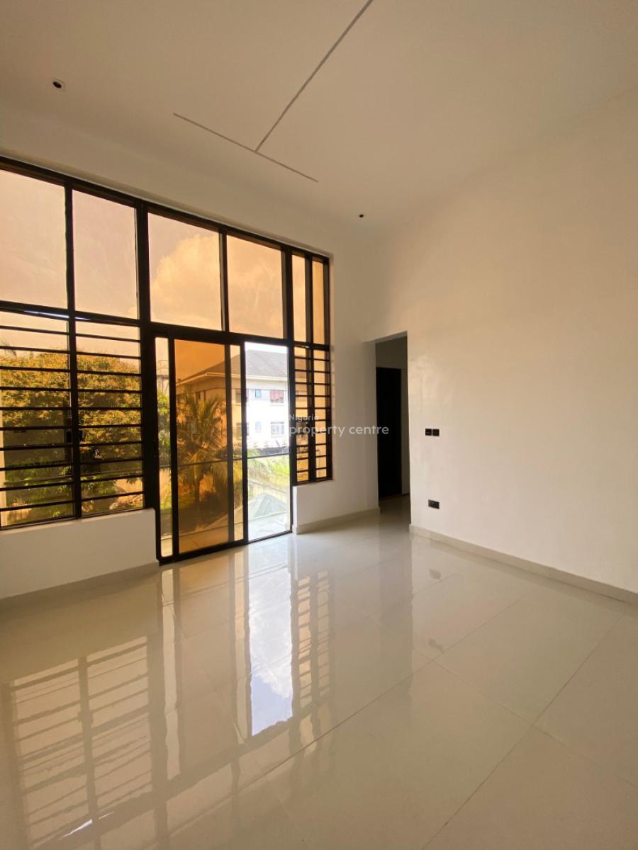 Luxury 3 Bedroom Apartment, Lekki Phase 1, Lekki, Lagos, Flat / Apartment for Sale