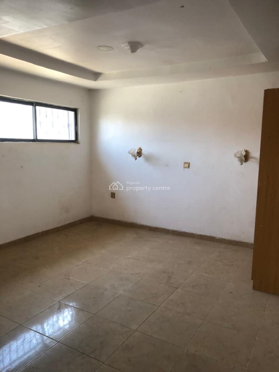 Spacious 3 Bedroom Bungalow + Bq in a Secured Estate, Vgc, Lekki, Lagos, Semi-detached Bungalow for Rent