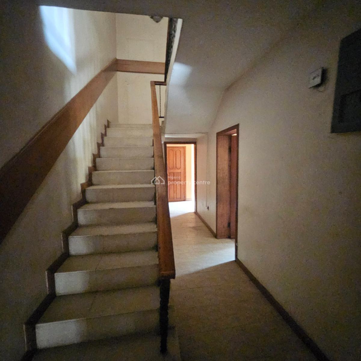 5 Bedroom Semi Detached Duplex with Bq, Gra Phase 2, Magodo, Lagos, Semi-detached Duplex for Rent