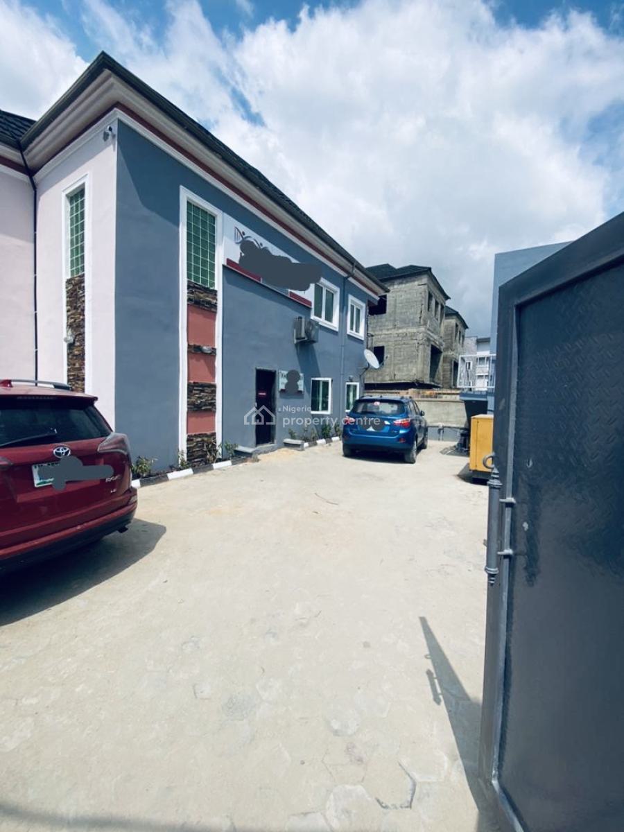 Commercial/residential Renovation 3 Bedrooms Flat on Ground Floor, Ikate Elegushi, Lekki, Lagos, Flat / Apartment for Rent