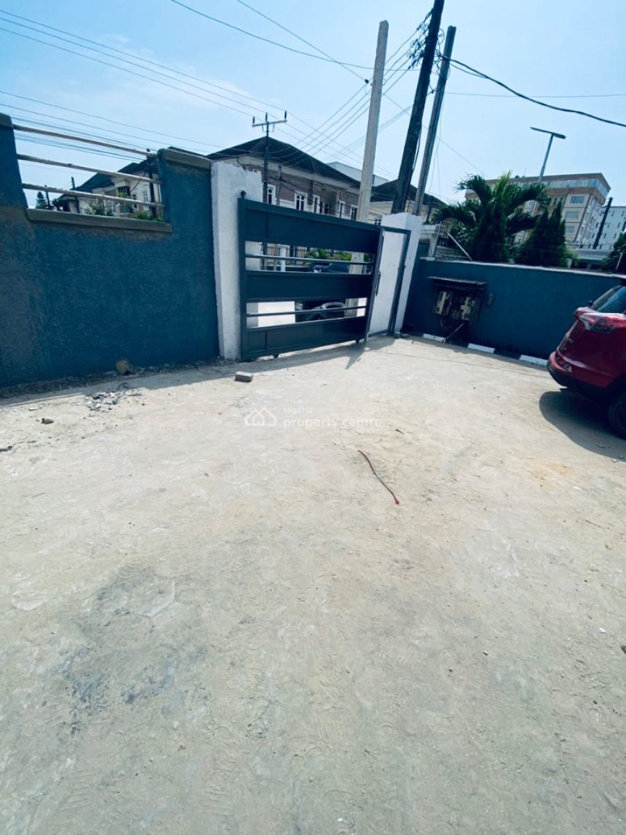 Commercial/residential Renovation 3 Bedrooms Flat on Ground Floor, Ikate Elegushi, Lekki, Lagos, Flat / Apartment for Rent