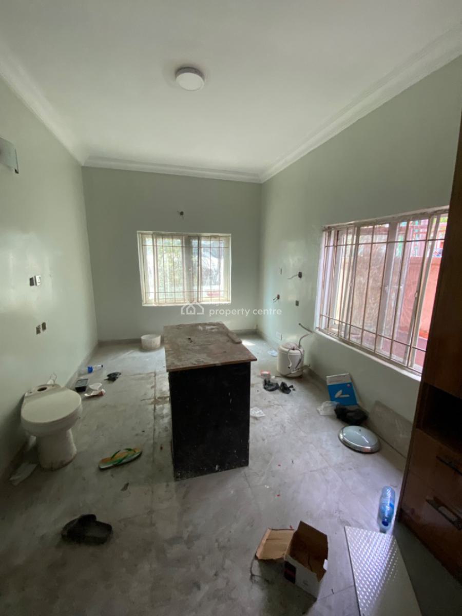 Commercial/residential Renovation 3 Bedrooms Flat on Ground Floor, Ikate Elegushi, Lekki, Lagos, Flat / Apartment for Rent