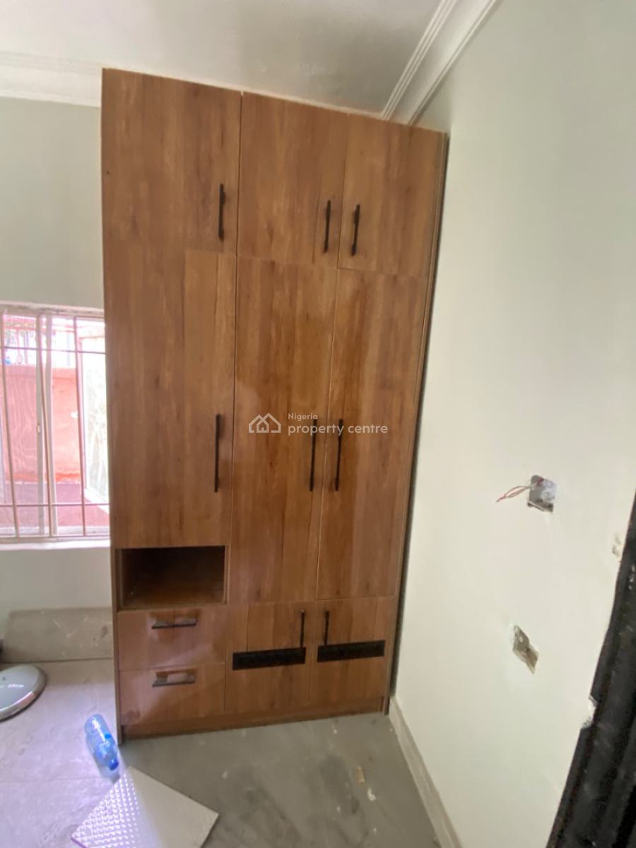 Commercial/residential Renovation 3 Bedrooms Flat on Ground Floor, Ikate Elegushi, Lekki, Lagos, Flat / Apartment for Rent