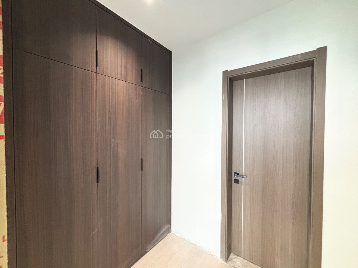 Prestigious 3 Bedroom Apartment with Bq, Ikoyi, Lagos, Flat / Apartment for Sale