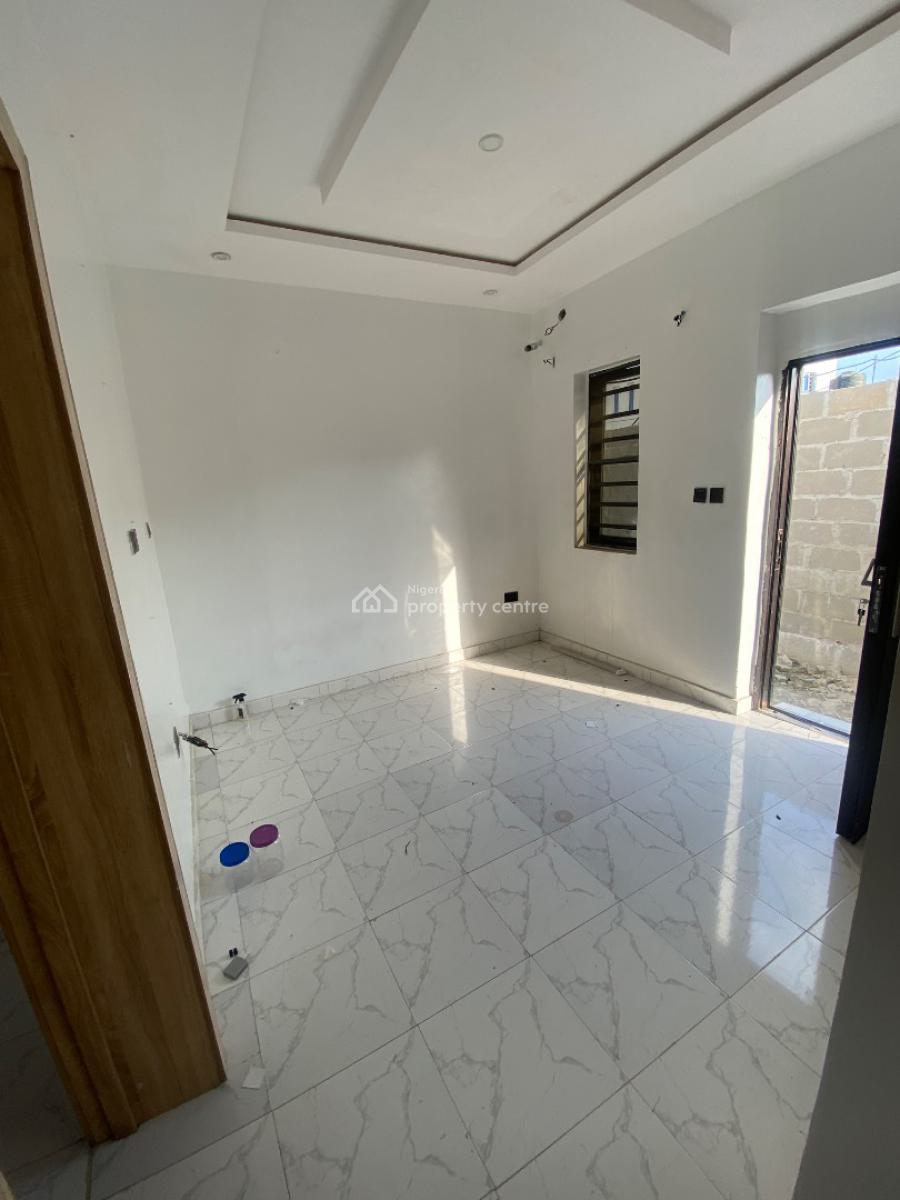 Super Luxurious Mini Flat with Modern Facilities En-suite, New Town, Ogombo, Ajah, Lagos, Mini Flat (room and Parlour) for Rent