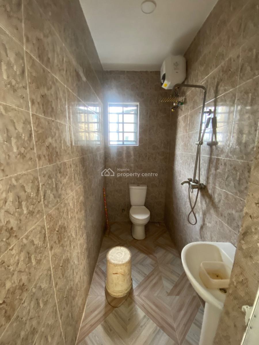 Super Luxurious Mini Flat with Modern Facilities En-suite, New Town, Ogombo, Ajah, Lagos, Mini Flat (room and Parlour) for Rent