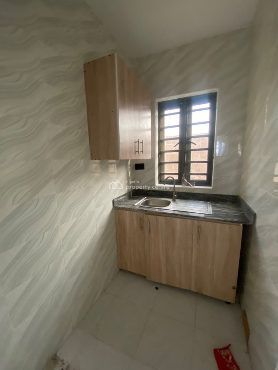 Super Luxurious Mini Flat with Modern Facilities En-suite, New Town, Ogombo, Ajah, Lagos, Mini Flat (room and Parlour) for Rent