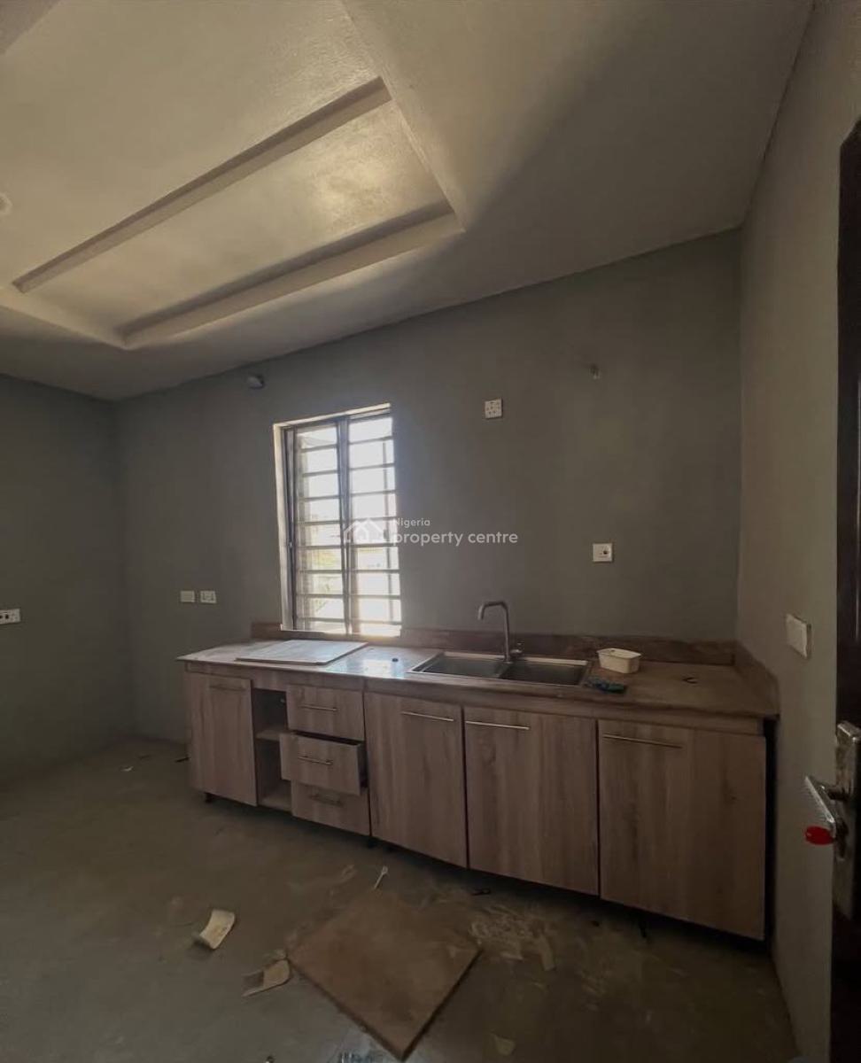 3 Bedroom Apartment, Ologolo, Lekki, Lekki, Lagos, Flat / Apartment for Rent