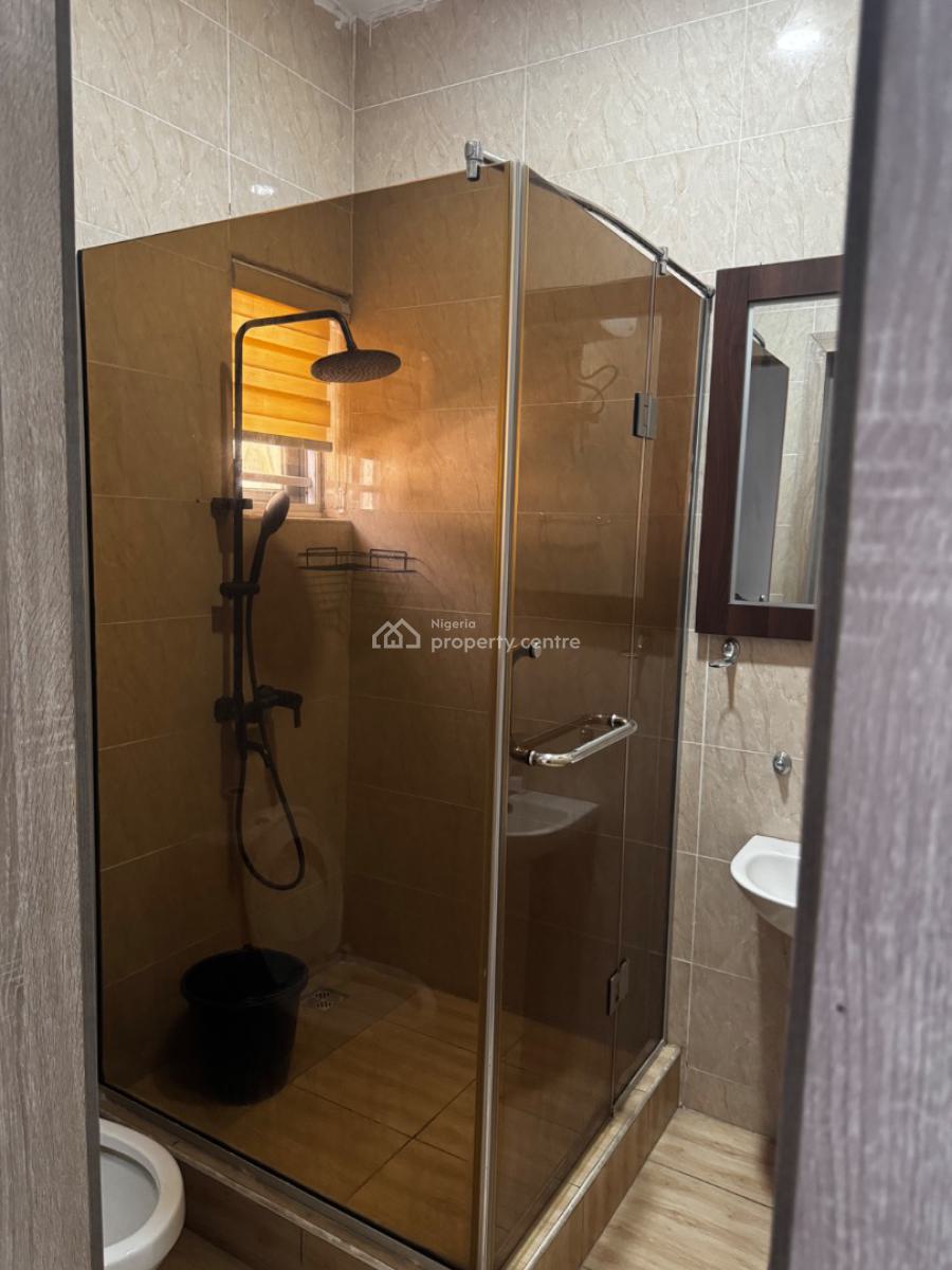 Cozy 2 Bedroom Flat, Dpkay District Estate, Orchid Road, Lekki, Lagos, Flat / Apartment Short Let