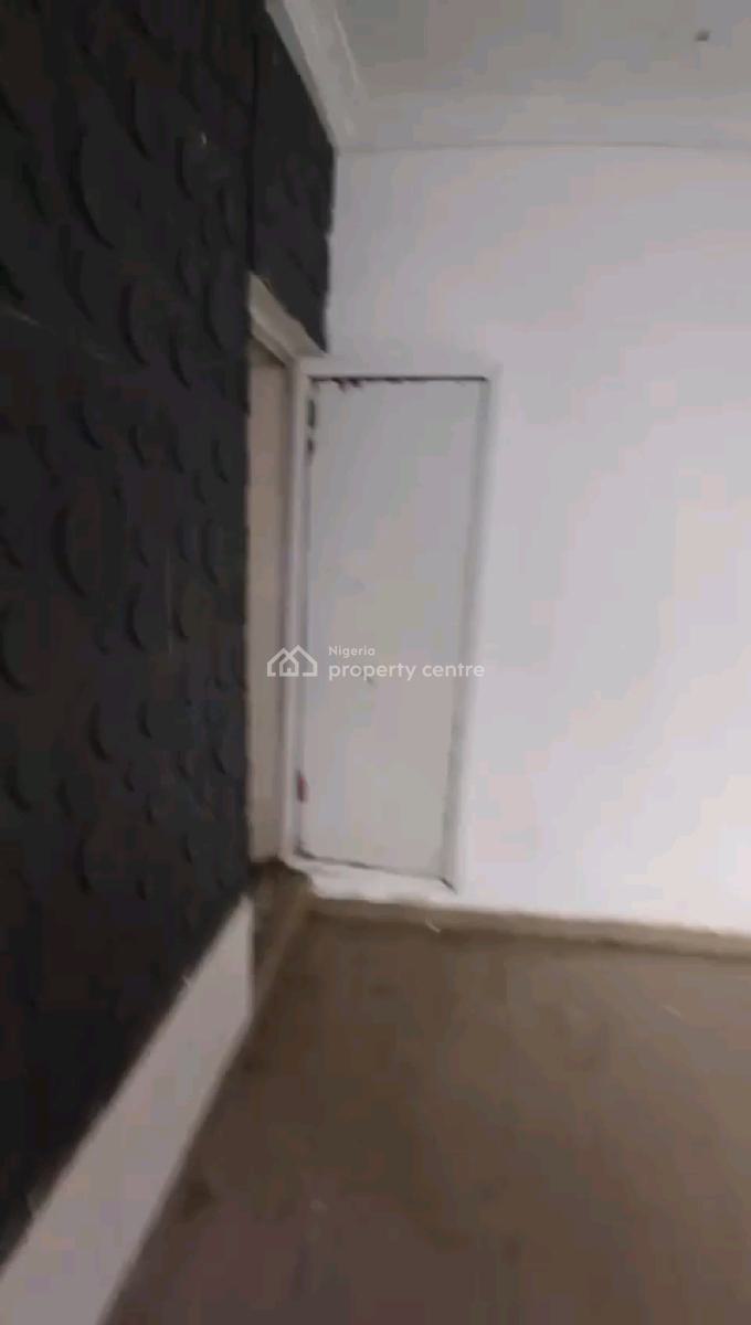 a Relatively New and Decent Roomself Con, Groundfloor, Akoka, Yaba, Lagos, Self Contain (single Rooms) for Rent