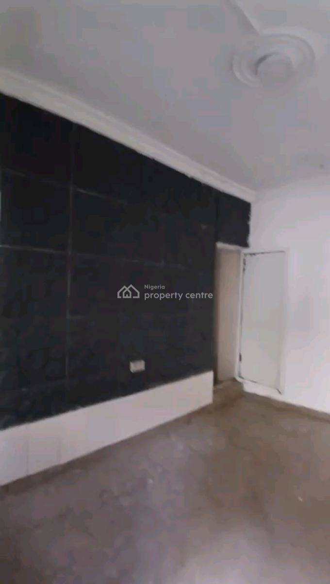 a Relatively New and Decent Roomself Con, Groundfloor, Akoka, Yaba, Lagos, Self Contain (single Rooms) for Rent