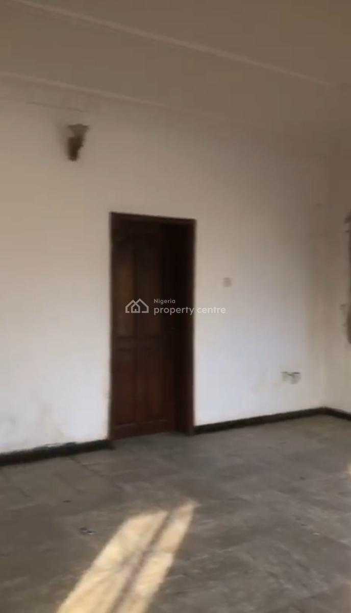 Distress 5 Bedrooms Detached Duplex with 2 Units of 3 Bedrooms Flat, Rock Stone Estate, Badore, Ajah, Lagos, Detached Duplex for Sale