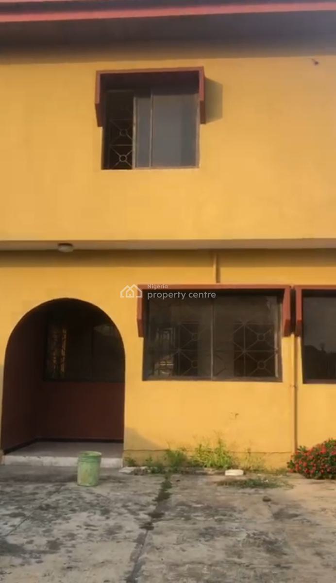 Distress 5 Bedrooms Detached Duplex with 2 Units of 3 Bedrooms Flat, Rock Stone Estate, Badore, Ajah, Lagos, Detached Duplex for Sale