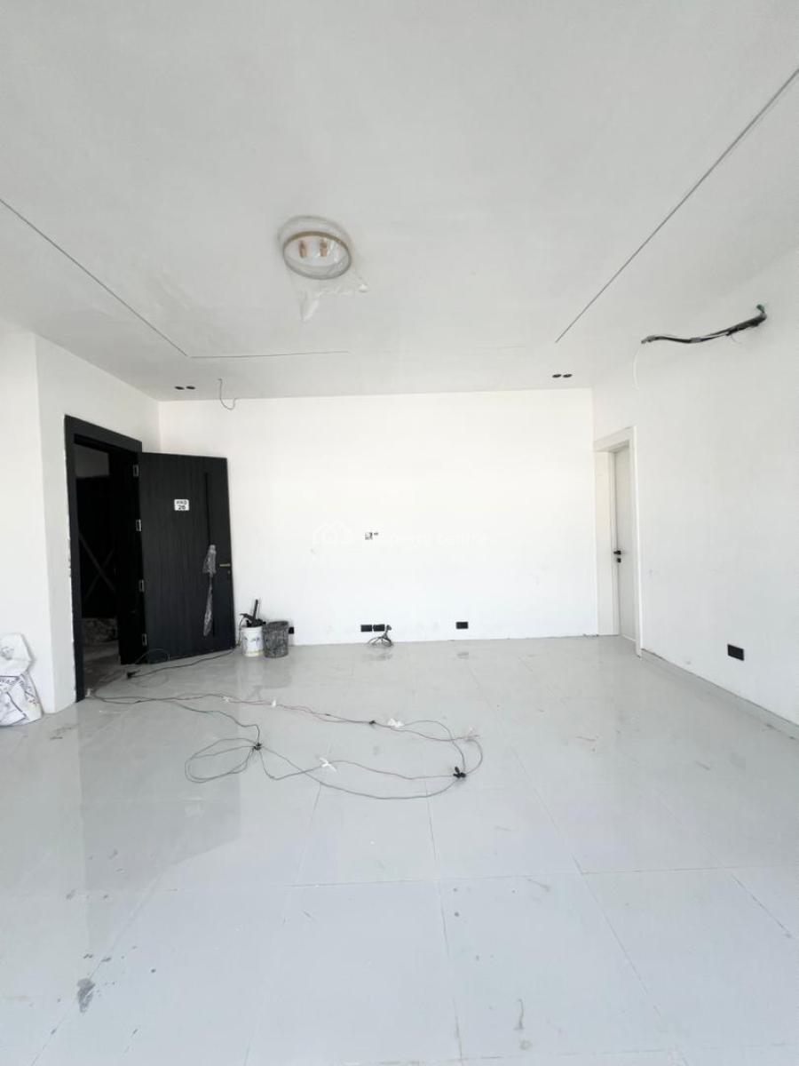 Luxurious  2 Bedroom Penthouse with Pool,elevator in a Secure Estate, Ikate, Lekki, Lagos, House for Sale