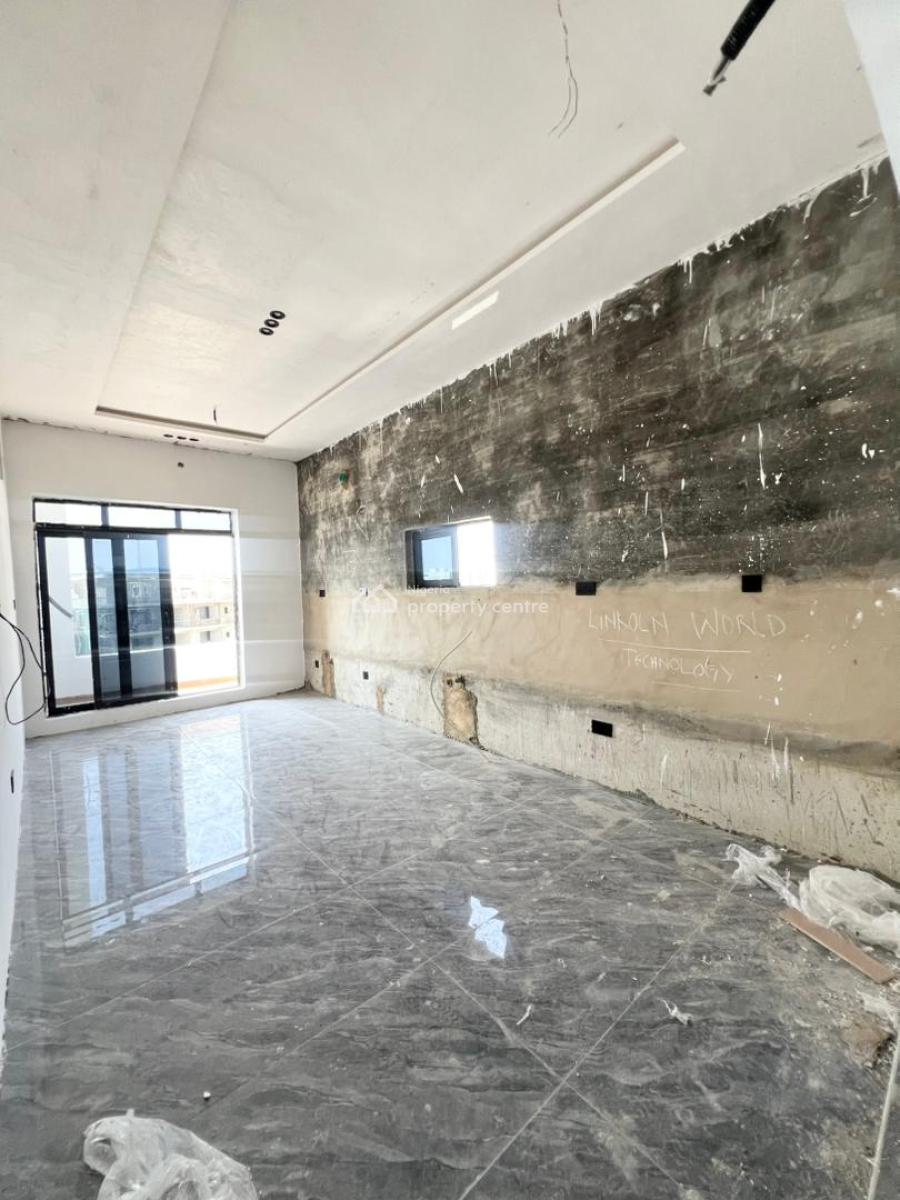 Luxurious  2 Bedroom Penthouse with Pool,elevator in a Secure Estate, Ikate, Lekki, Lagos, House for Sale