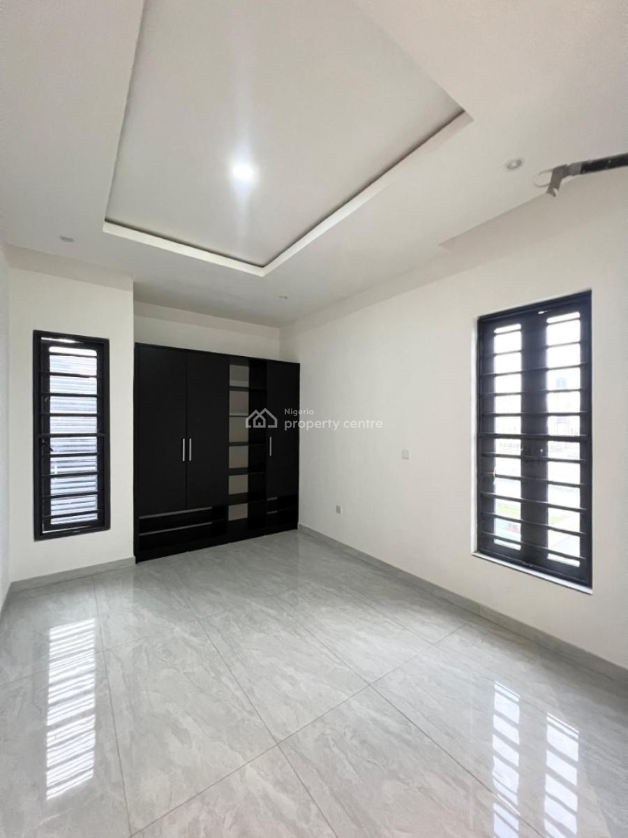 Luxury 2 Bedroom Penthouse with Elevator and Pool in a Secure Estate, Ikate, Lekki, Lagos, House for Sale