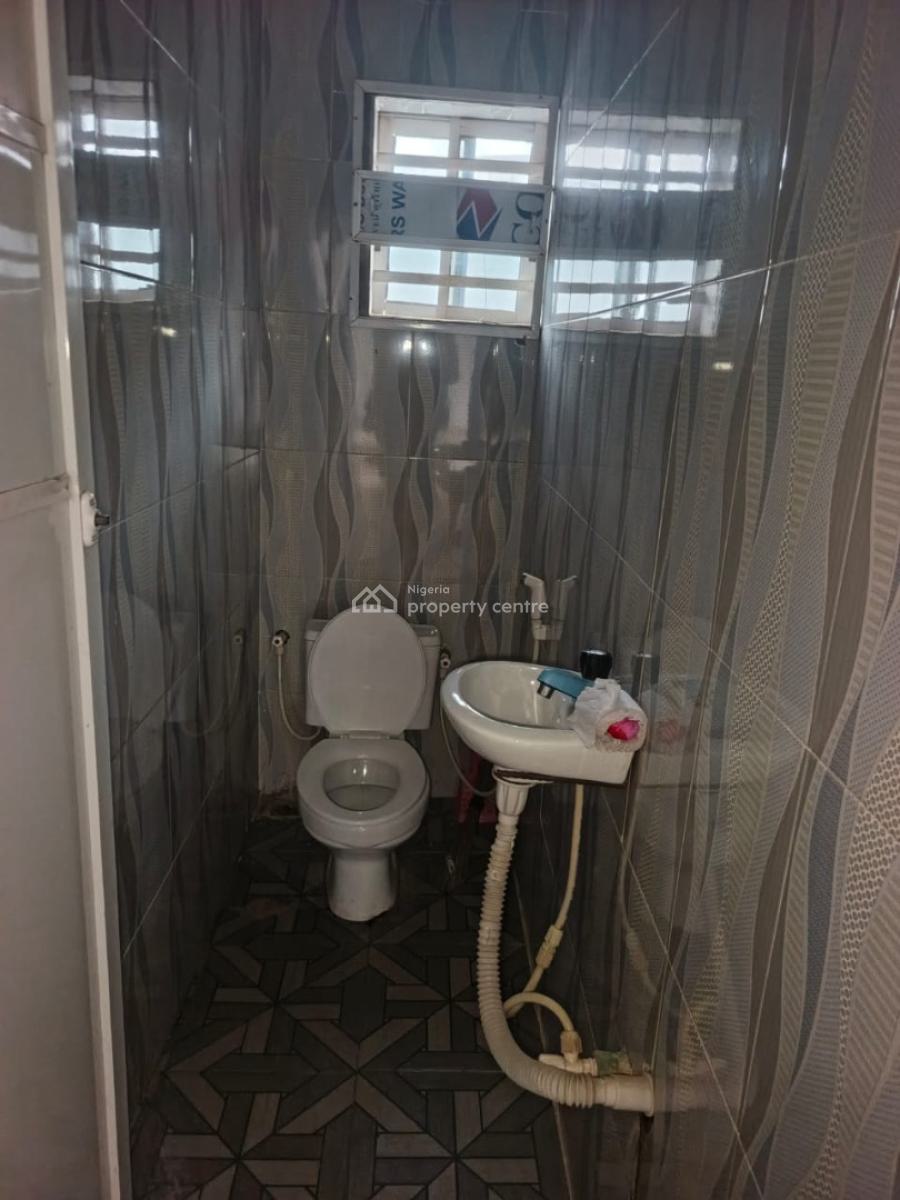 Spacious 2 Bedroom Flat with Rooms En Suite, Aboru, Iyana Ipaja, Ipaja, Lagos, Flat / Apartment for Rent