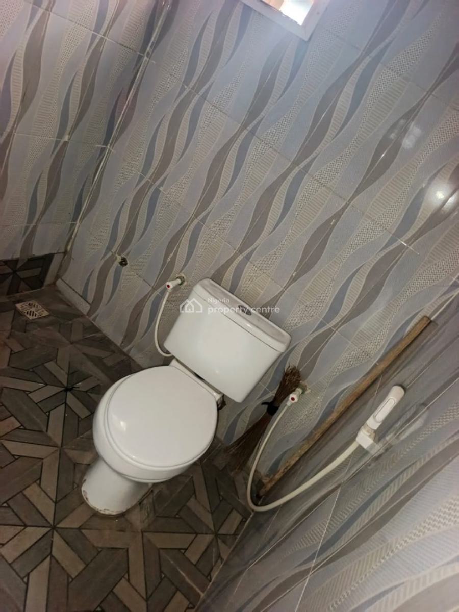 Spacious 2 Bedroom Flat with Rooms En Suite, Aboru, Iyana Ipaja, Ipaja, Lagos, Flat / Apartment for Rent