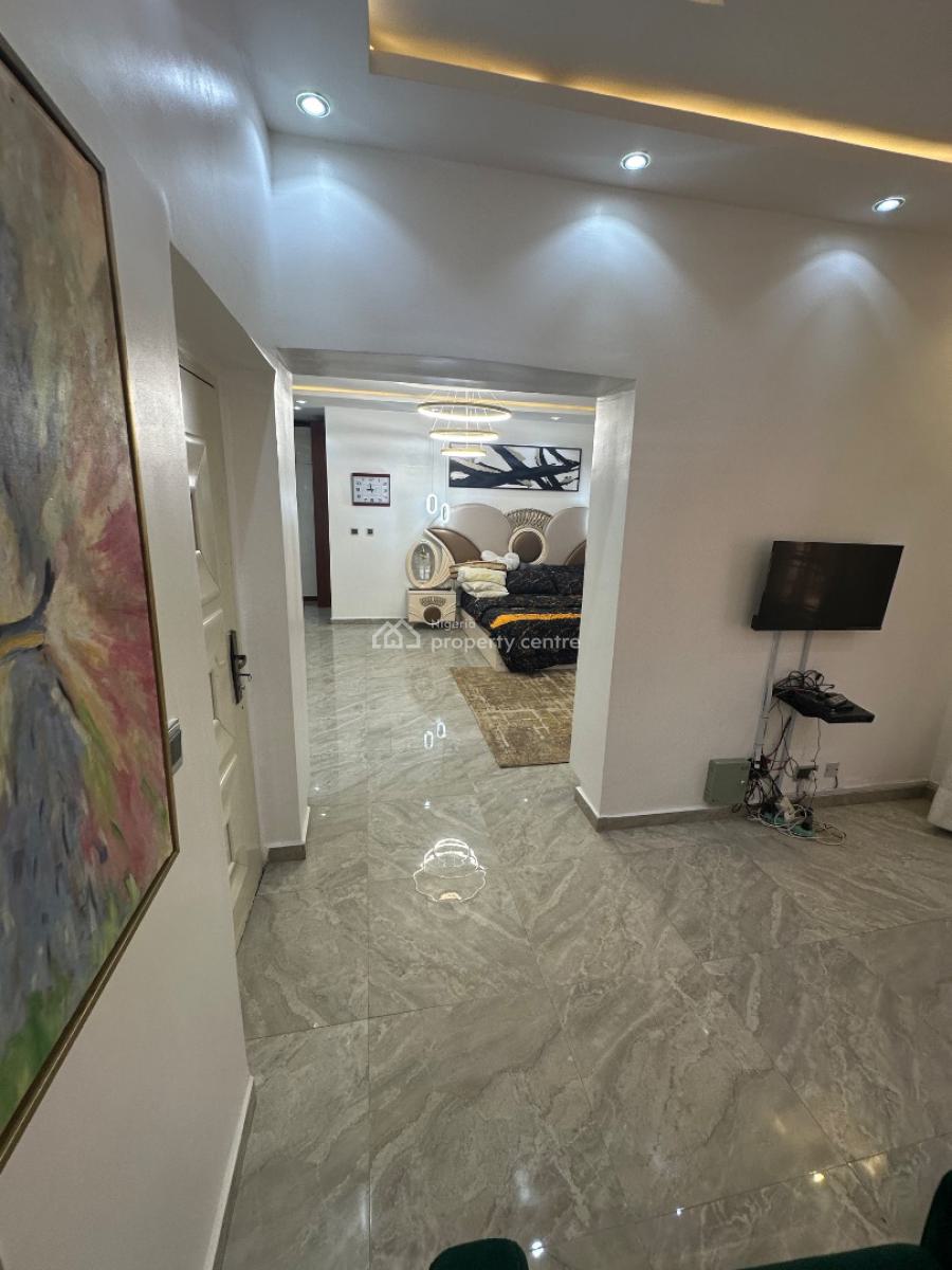 a Well Furnished One Bedroom Furnished Apartment in a Sweet Estate, 6th Avenue, Gwarinpa, Abuja, Mini Flat (room and Parlour) Short Let