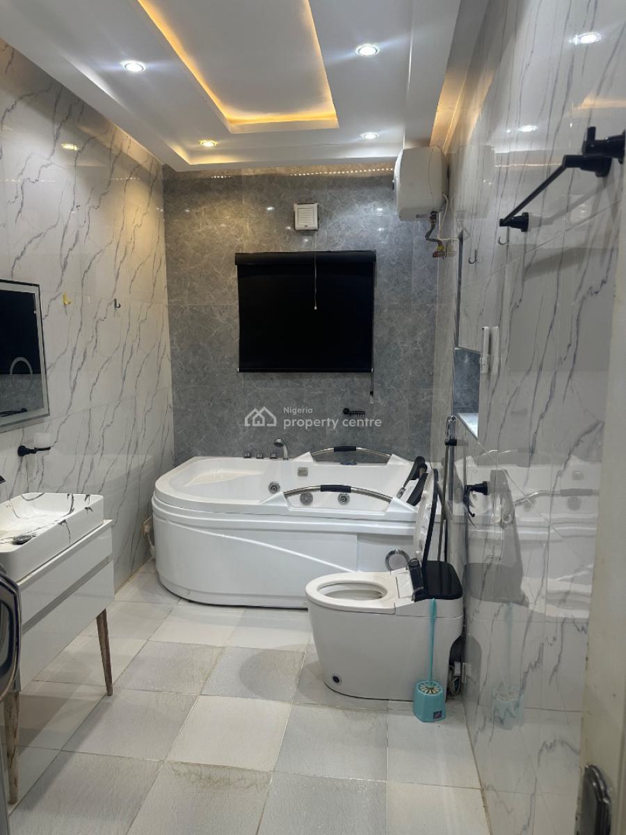 a Well Furnished One Bedroom Furnished Apartment in a Sweet Estate, 6th Avenue, Gwarinpa, Abuja, Mini Flat (room and Parlour) Short Let