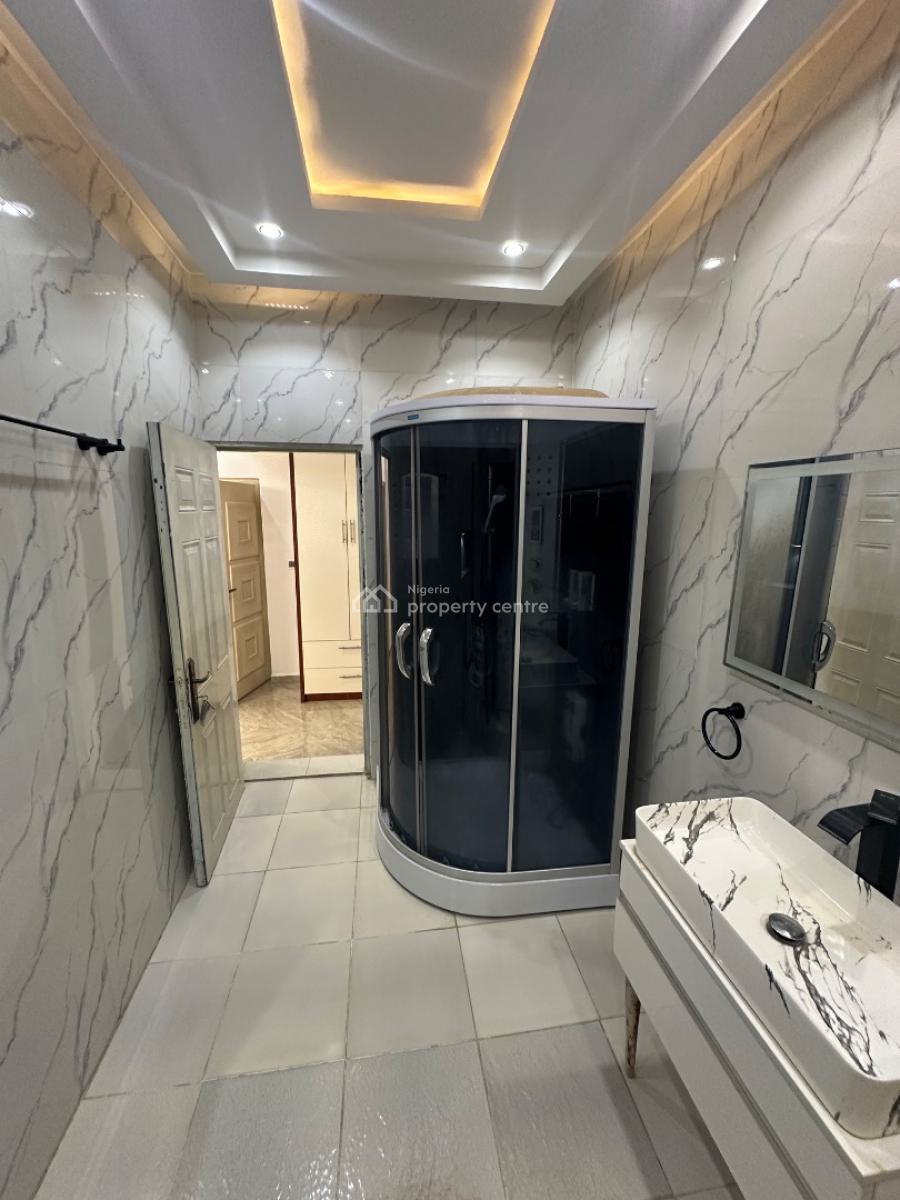 a Well Furnished One Bedroom Furnished Apartment in a Sweet Estate, 6th Avenue, Gwarinpa, Abuja, Mini Flat (room and Parlour) Short Let