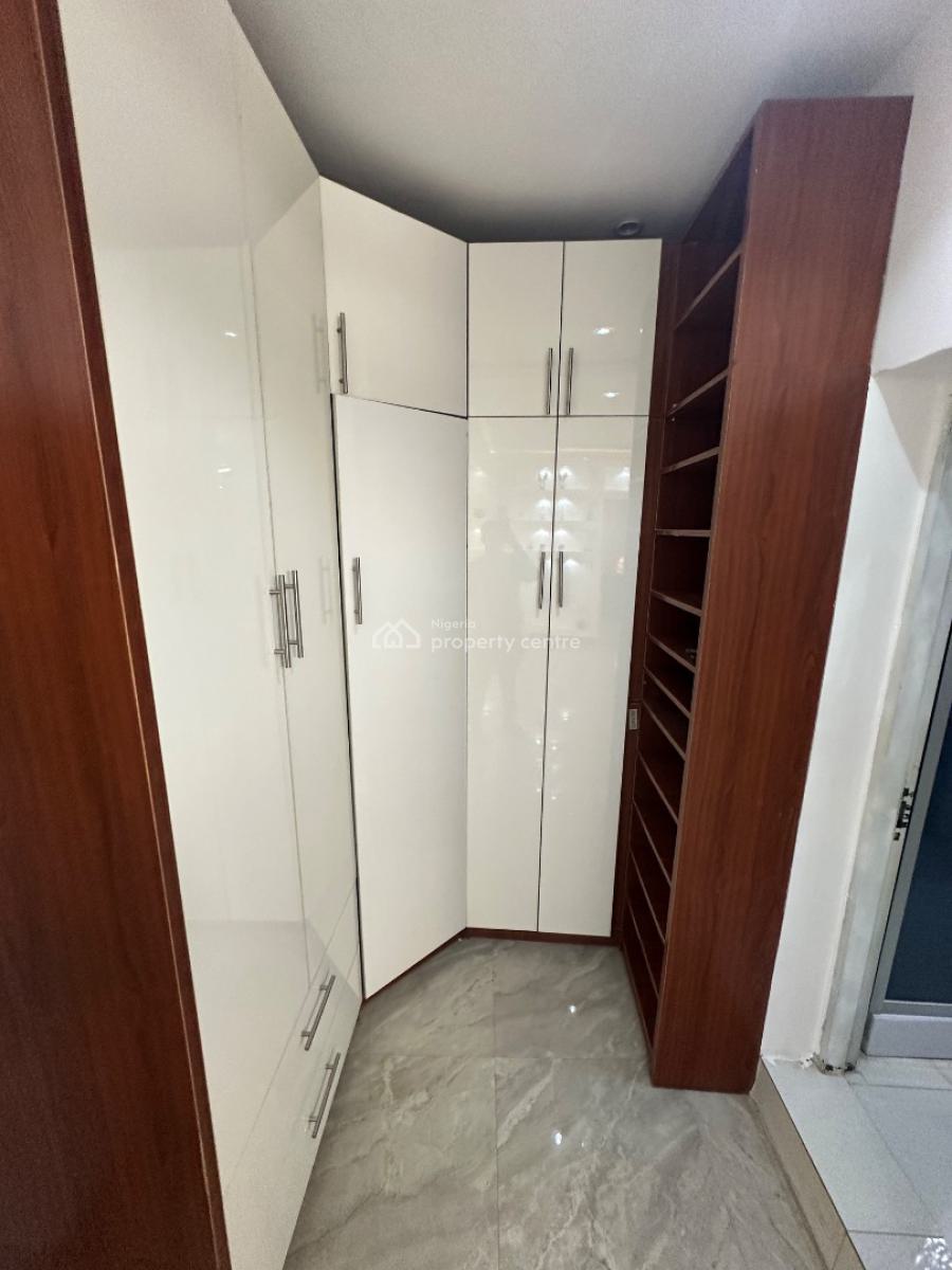 a Well Furnished One Bedroom Furnished Apartment in a Sweet Estate, 6th Avenue, Gwarinpa, Abuja, Mini Flat (room and Parlour) Short Let