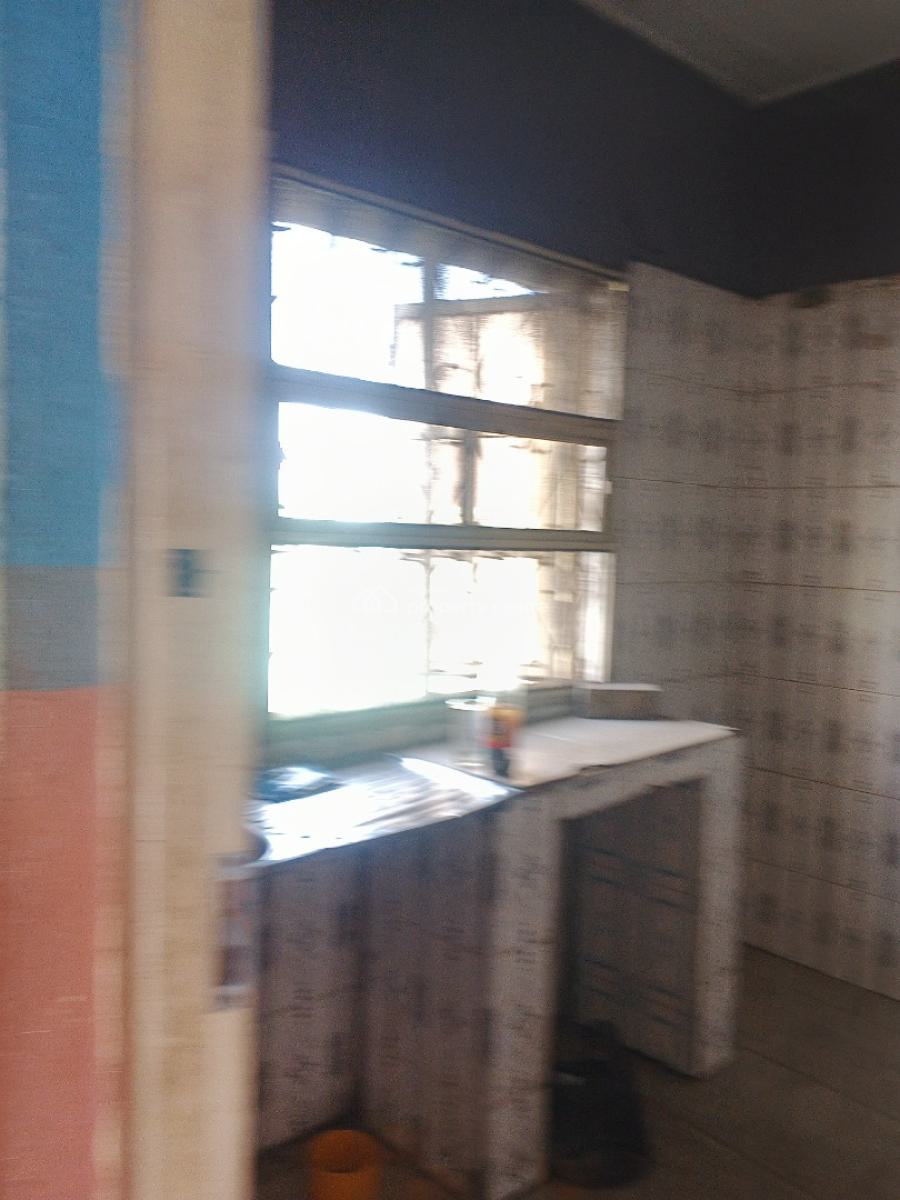 Two Bedroom Apartment Available in a Serene Area, Alagomeji, Alagomeji, Yaba, Lagos, Flat / Apartment for Rent