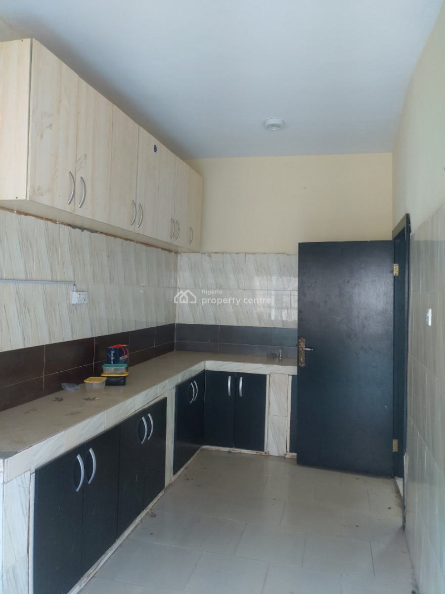 3 Bedroom, Extension, Omole Phase 2, Ikeja, Lagos, Flat / Apartment for Rent