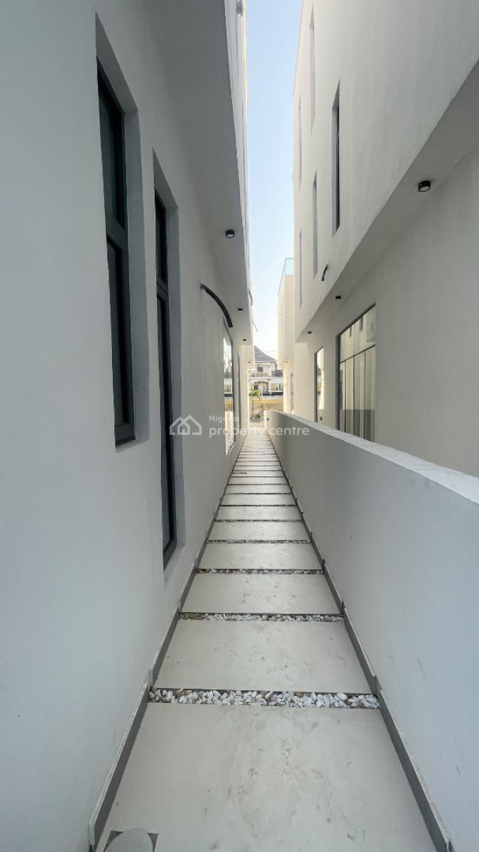 Sharp, Automated Detached  5 Bdr 2 Story Duplex + Bq  + Gym + Pool, Chevron Drive Main, Lekki Phase 2, Lekki, Lagos, Detached Duplex for Sale