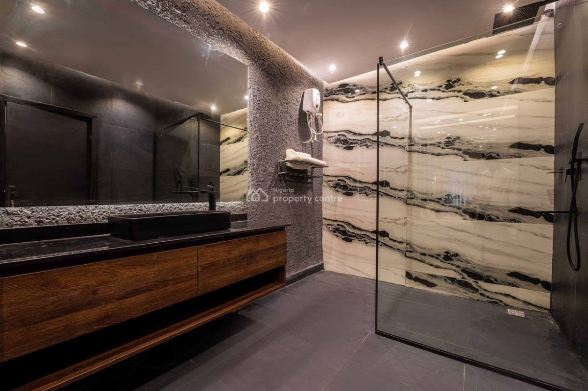 Luxury 3 Bedrooms Apartment, Lekki Phase 1, Lekki, Lagos, Flat / Apartment Short Let