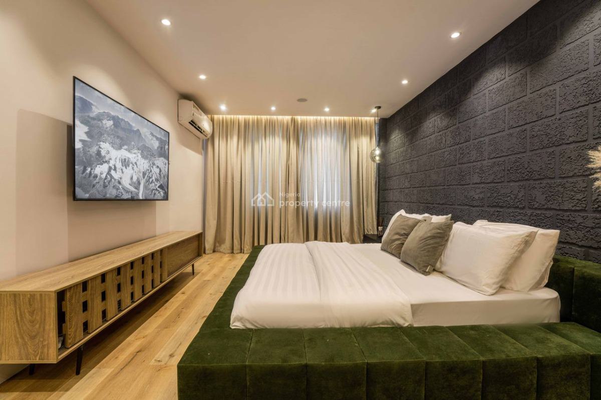 Luxury 3 Bedrooms Apartment, Lekki Phase 1, Lekki, Lagos, Flat / Apartment Short Let