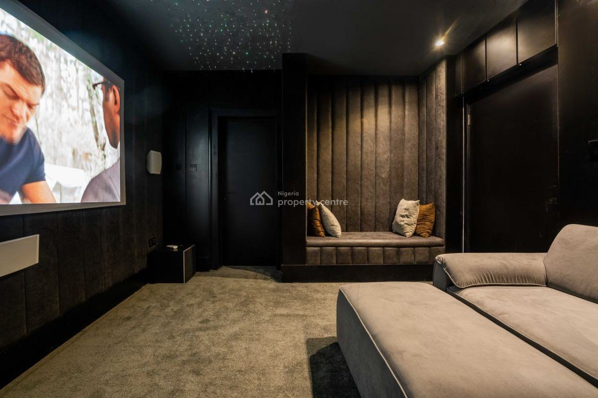 Luxury 3 Bedrooms Apartment, Lekki Phase 1, Lekki, Lagos, Flat / Apartment Short Let