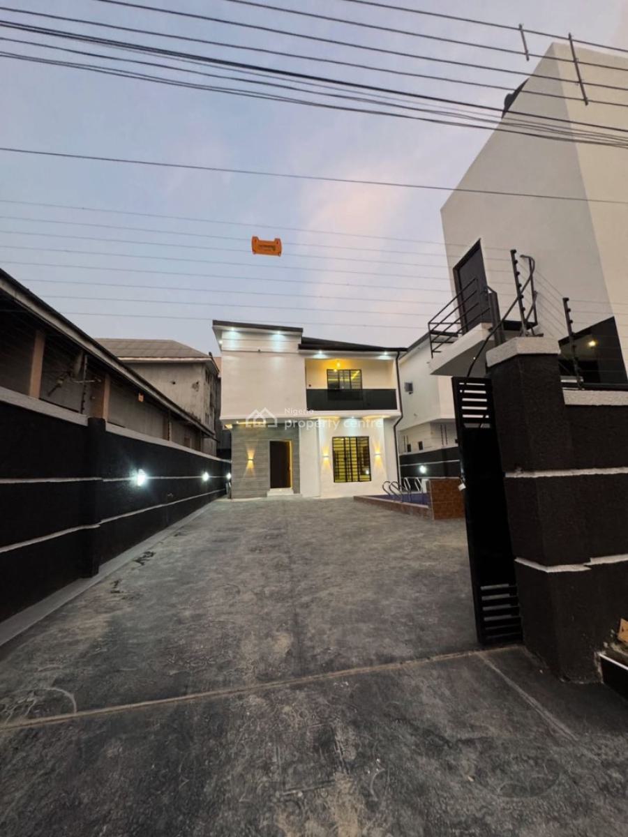 Semi Furnished 4 Bedroom Duplex with Cinema and Swimming Pool, Shell Coperative Off Eneka Eliozu Link Road, Port Harcourt, Rivers, Detached Duplex for Sale
