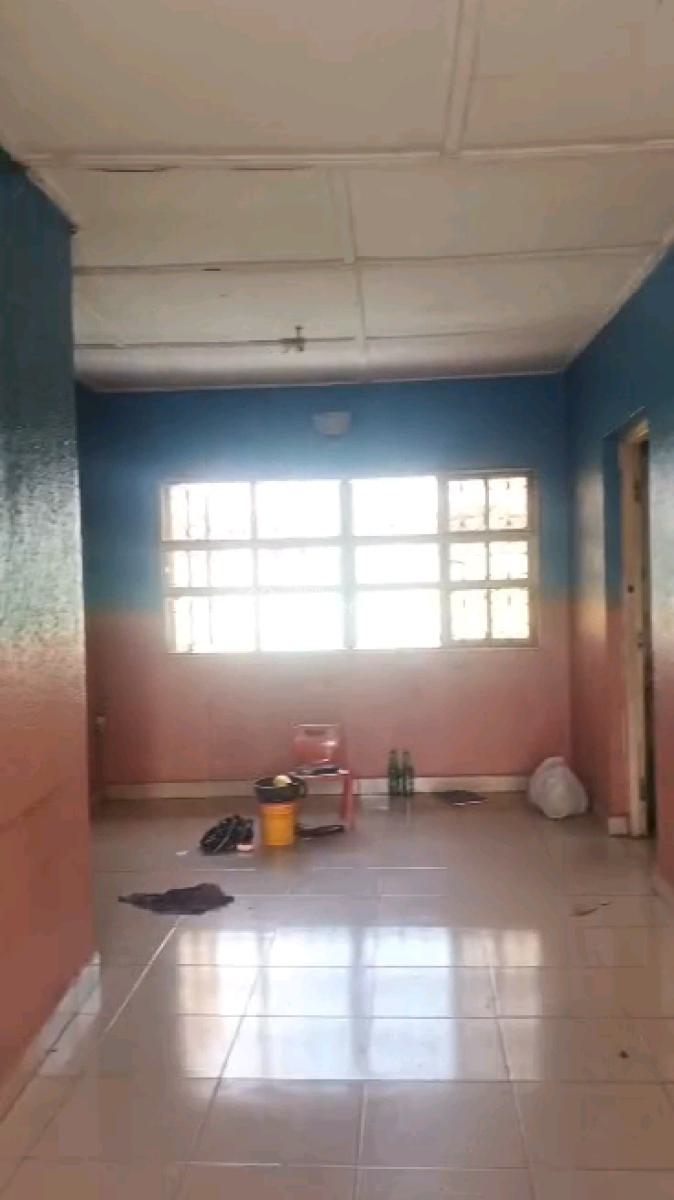 Two Bedroom Flat in Alagomeji, Yaba., Alagomeji, Yaba, Lagos, Flat / Apartment for Rent