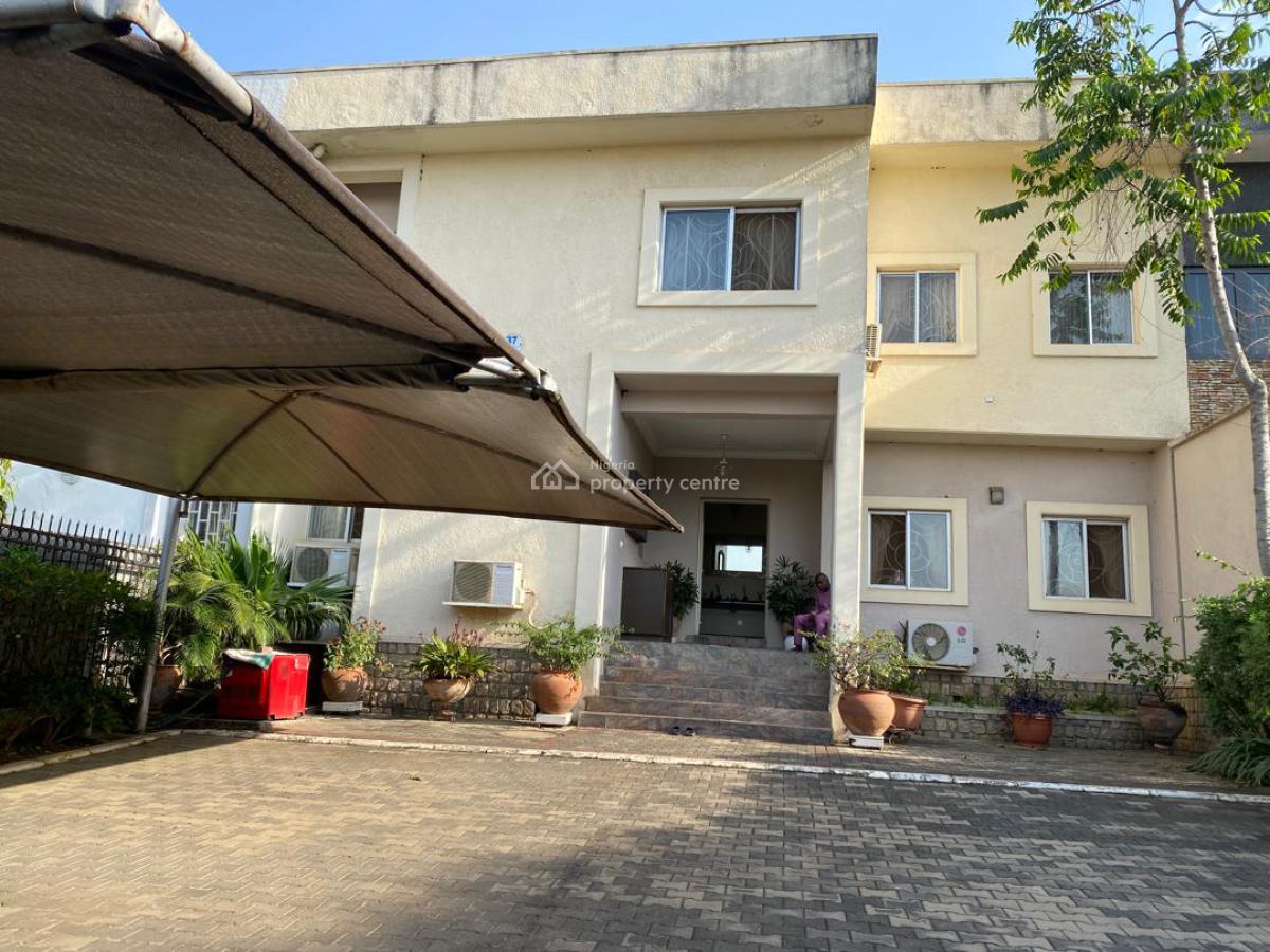 Spacious 3 Bedroom with Study and Bq, Zone D First Gate ., Apo, Abuja, Terraced Duplex for Rent
