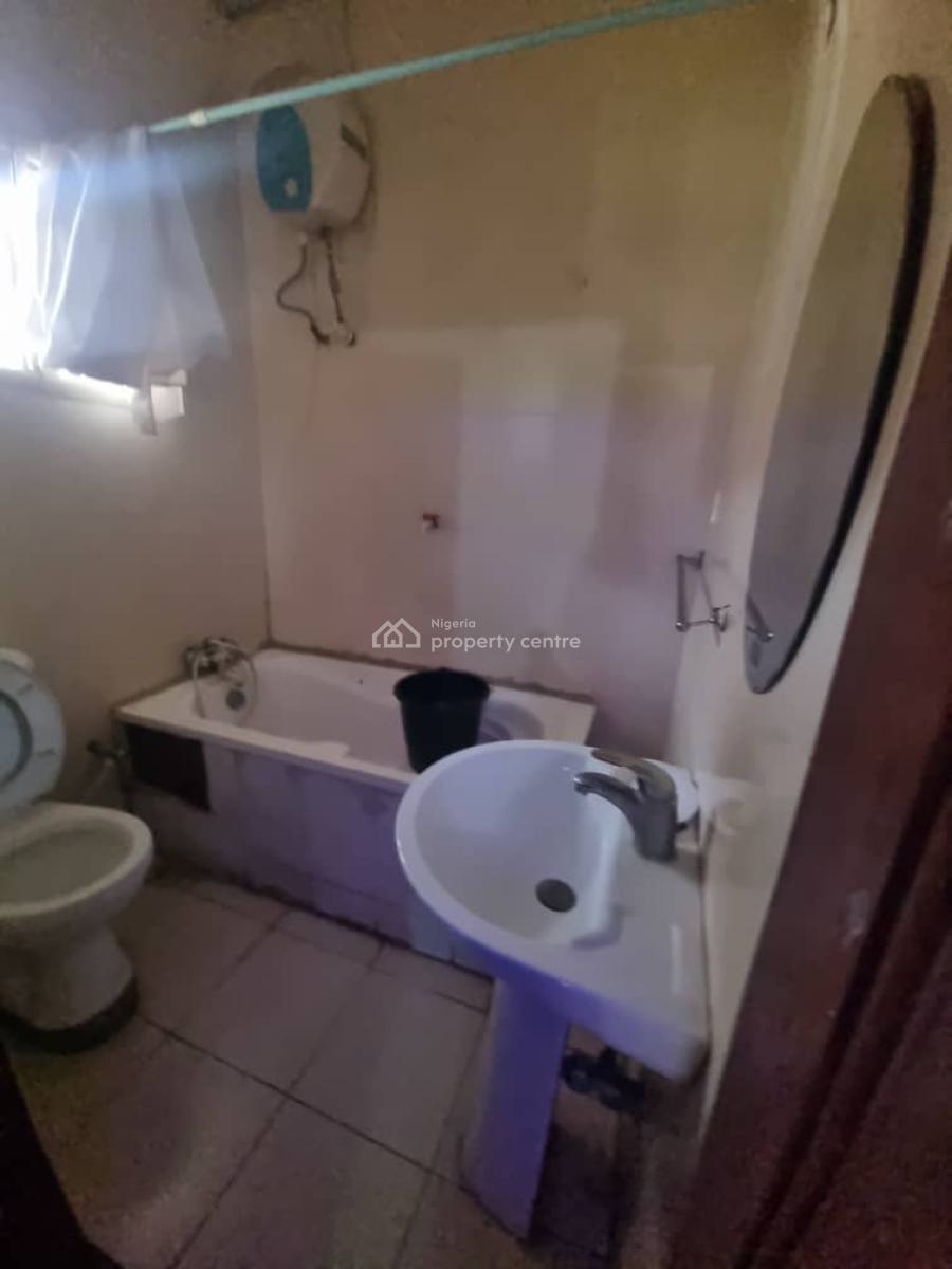 Fully Furnished and Serviced 2 Bedroom with a Mini Parlour, Off Admiralty Way, Lekki Phase 1, Lekki, Lagos, Flat / Apartment for Rent