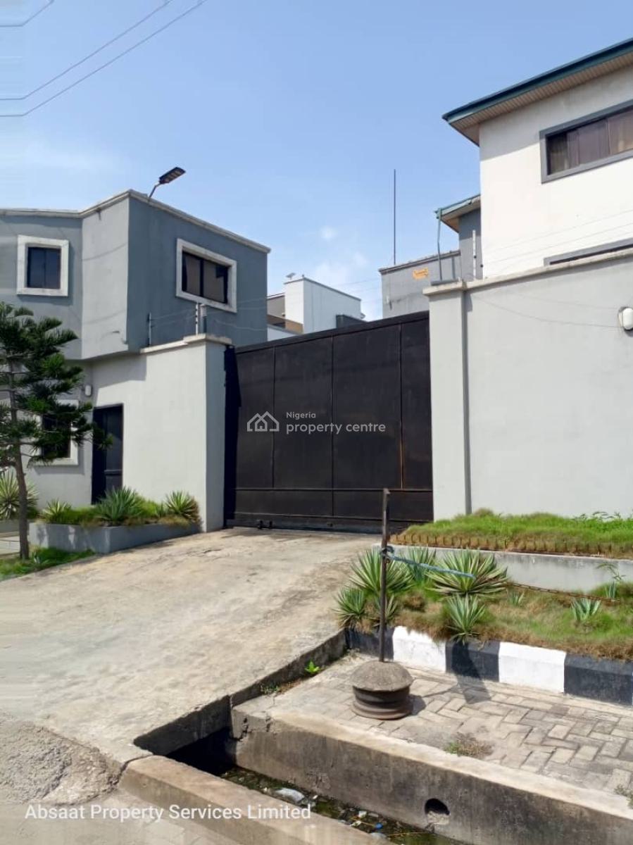 5 Bedroom Detached House, Lekki Phase 1, Lekki, Lagos, Block of Flats for Sale