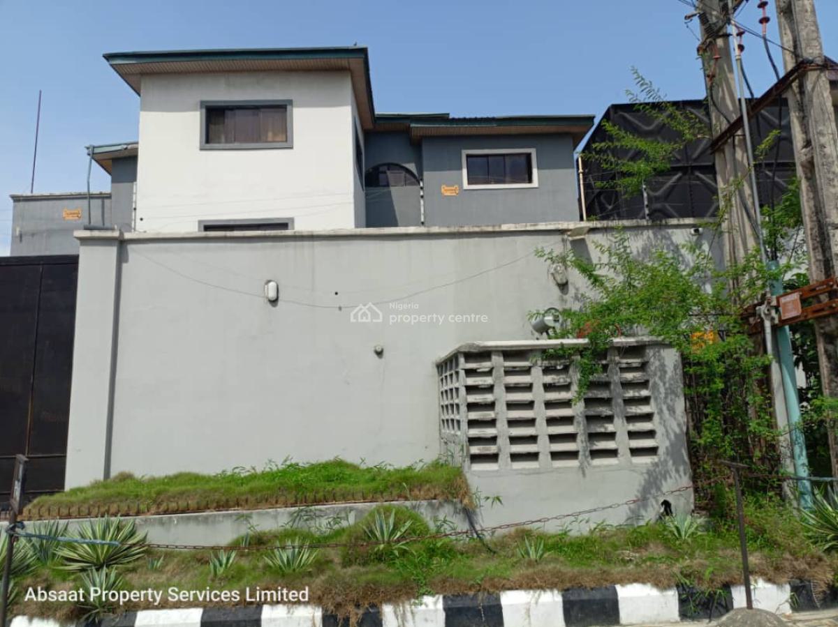 5 Bedroom Detached House, Lekki Phase 1, Lekki, Lagos, Block of Flats for Sale