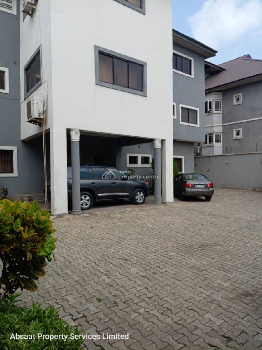 5 Bedroom Detached House, Lekki Phase 1, Lekki, Lagos, Block of Flats for Sale