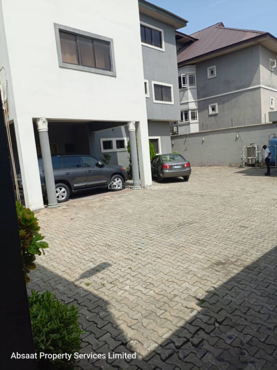 5 Bedroom Detached House, Lekki Phase 1, Lekki, Lagos, Block of Flats for Sale