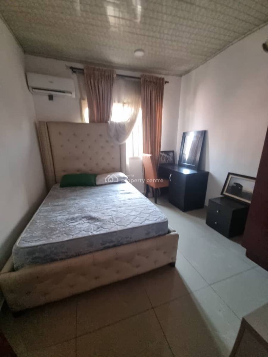 Fully Furnished and Serviced Mini Flat Apartment, Off Admiralty Way, Lekki Phase 1, Lekki, Lagos, Mini Flat (room and Parlour) for Rent