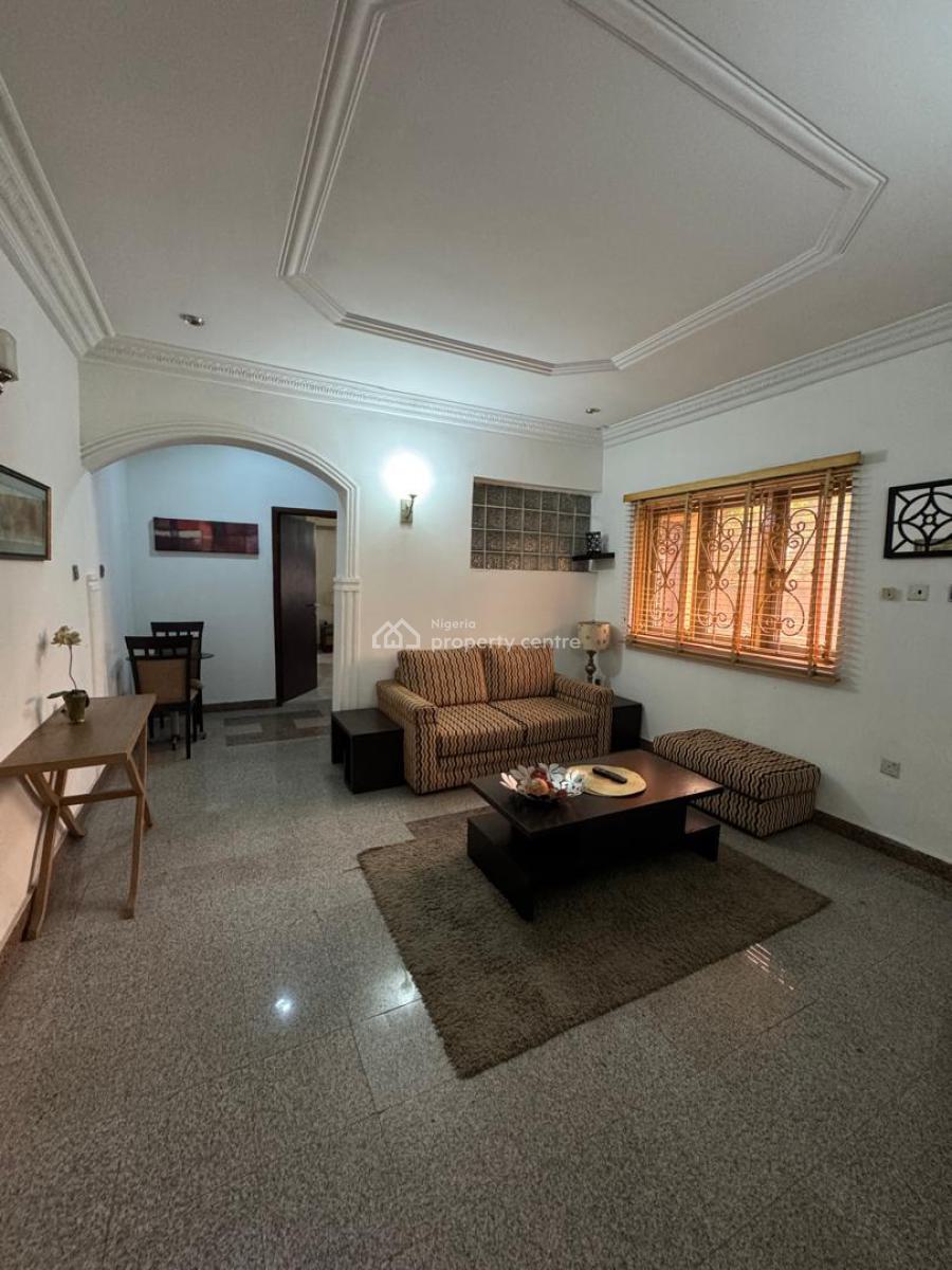 Property on 1300 Square Feet, Ikoyi, Lagos, House for Sale