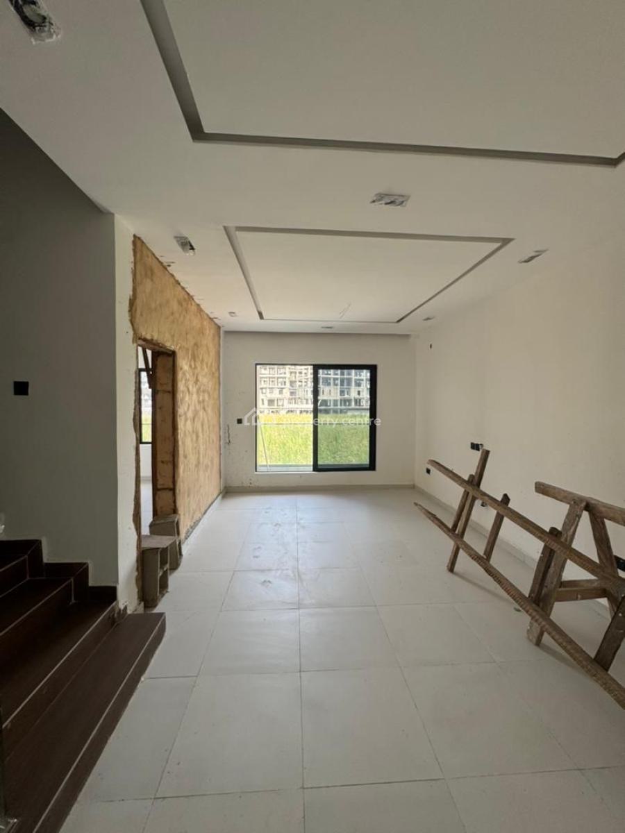 Spacious 4bedroom Terrace Duplex with Bq, Freedom Way, Lekki Phase 1, Lekki, Lagos, Flat / Apartment for Rent