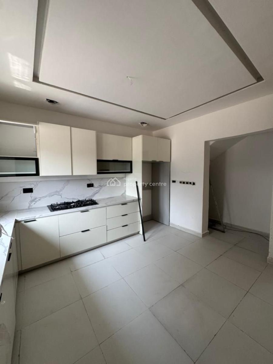 Spacious 4bedroom Terrace Duplex with Bq, Freedom Way, Lekki Phase 1, Lekki, Lagos, Flat / Apartment for Rent