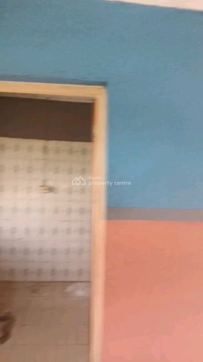 Two Bedroom Flat in Alagomeji, Yaba., Alagomeji, Yaba, Lagos, Flat / Apartment for Rent